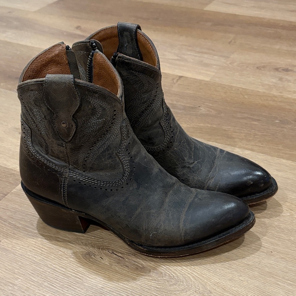 Lucchese Black Leather Western Ankle Boots